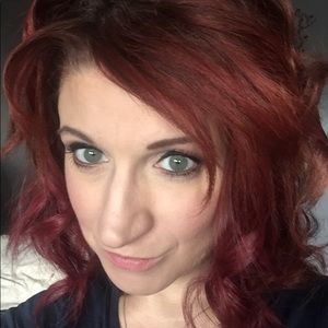 Meet your Posher, Becky